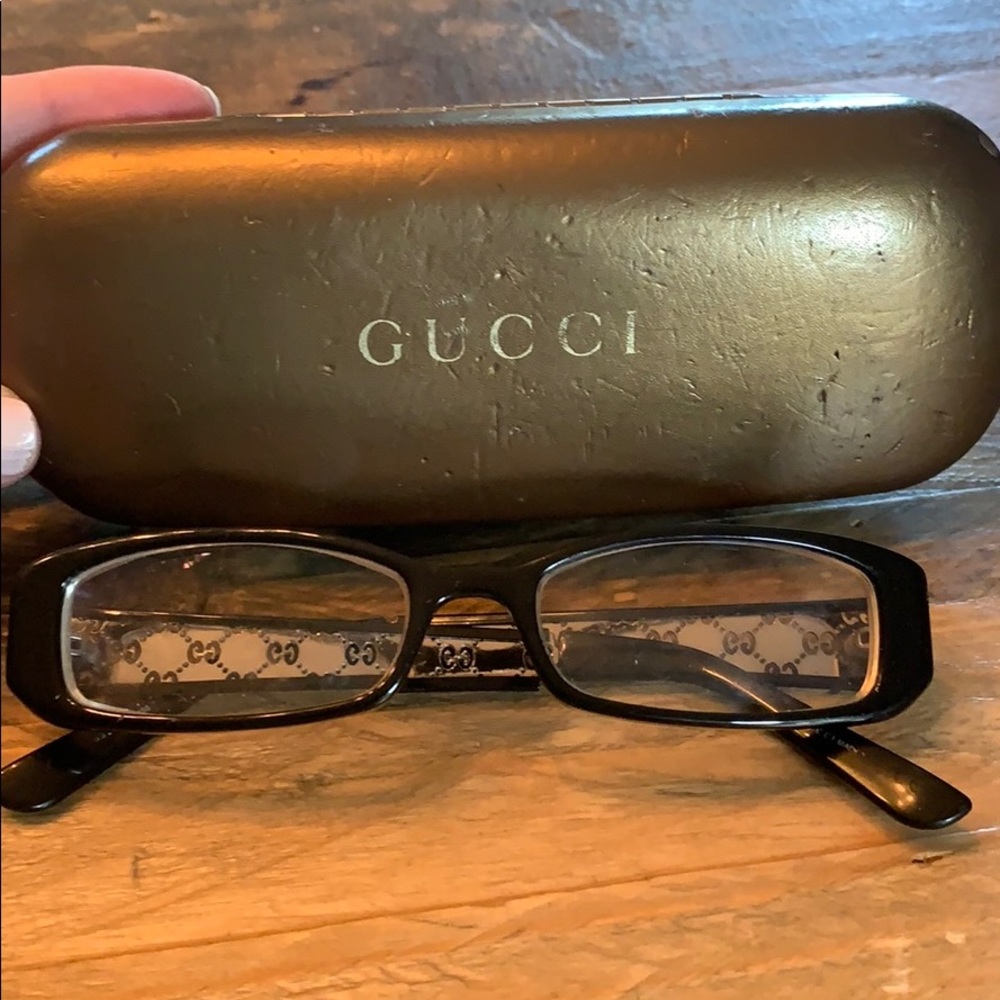 Gucci glasses EUC